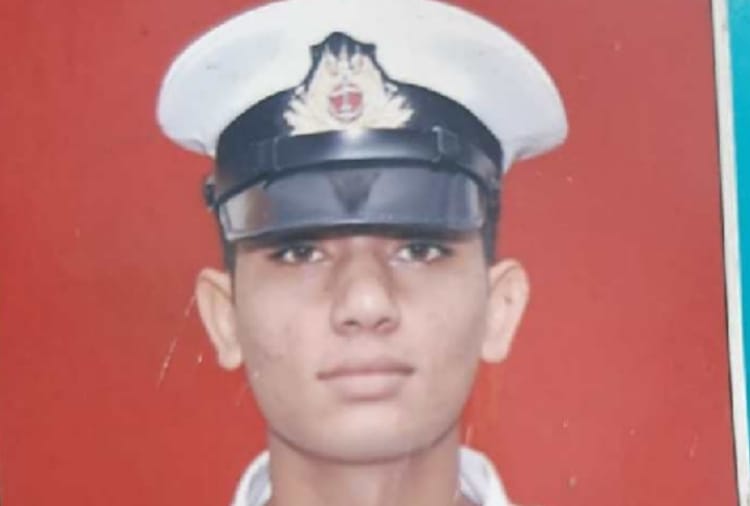 Cargo ship kidnapped with 18 indian near Nigeria