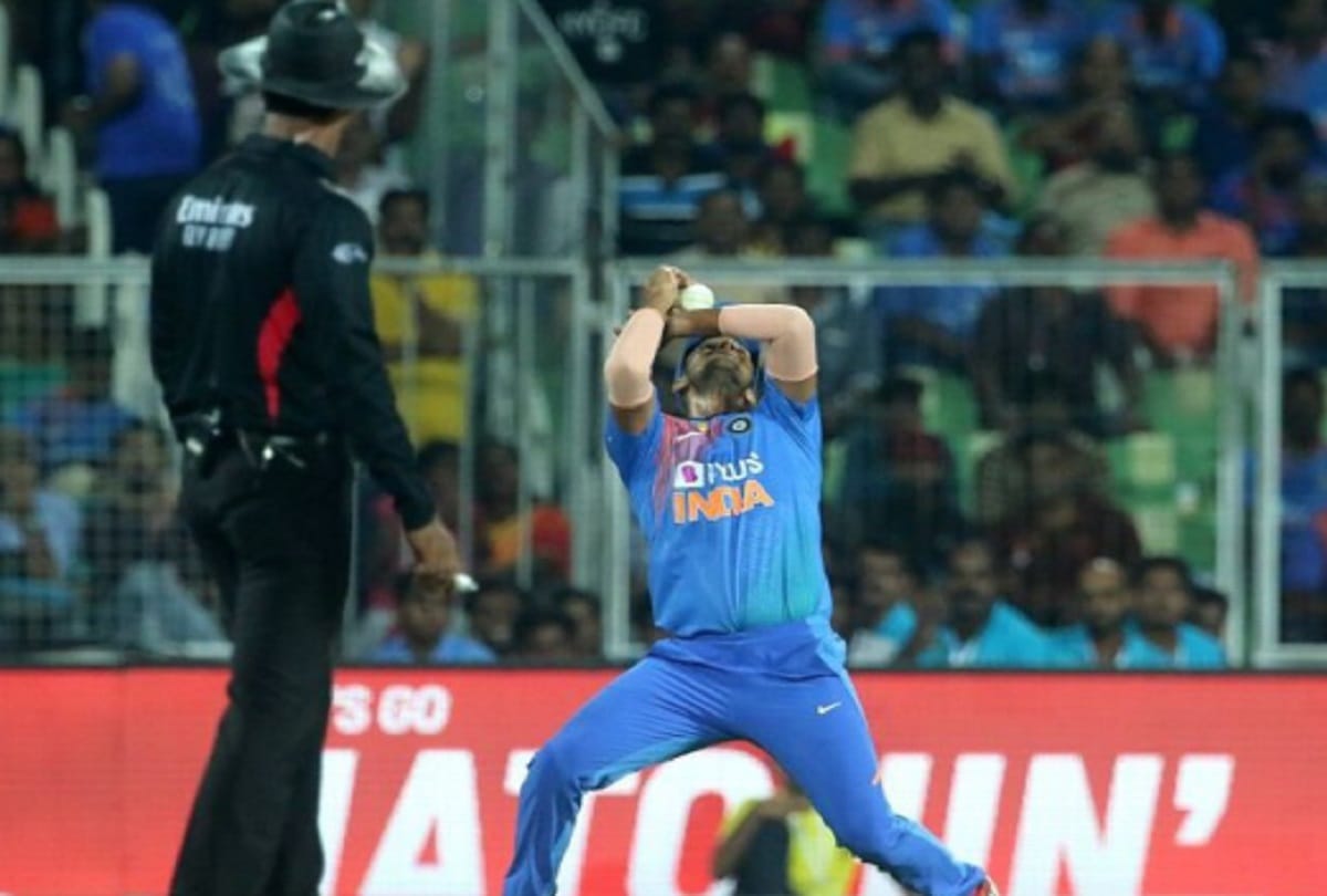 Indian cricket team captain virat kohli unhappy with team's fielding performance against westindies