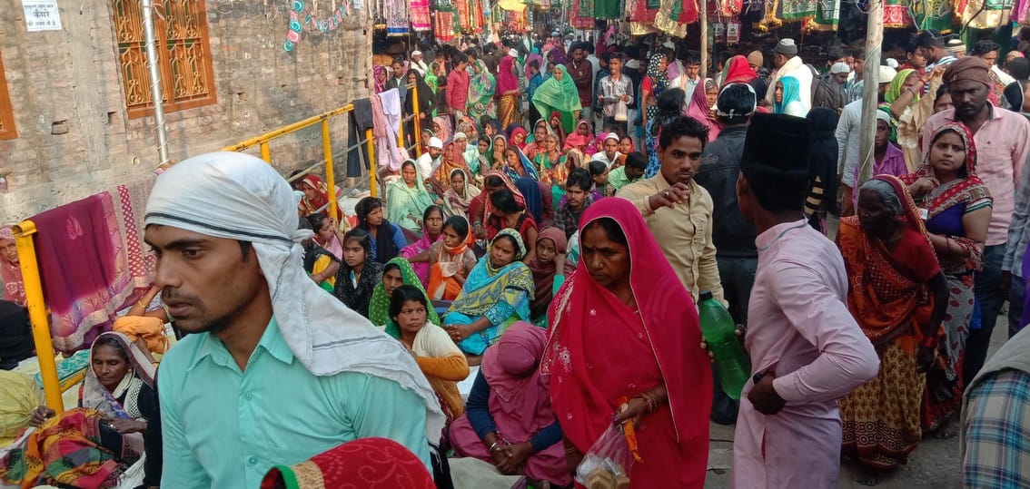 Gauspir Dargah gate opened to see darshan