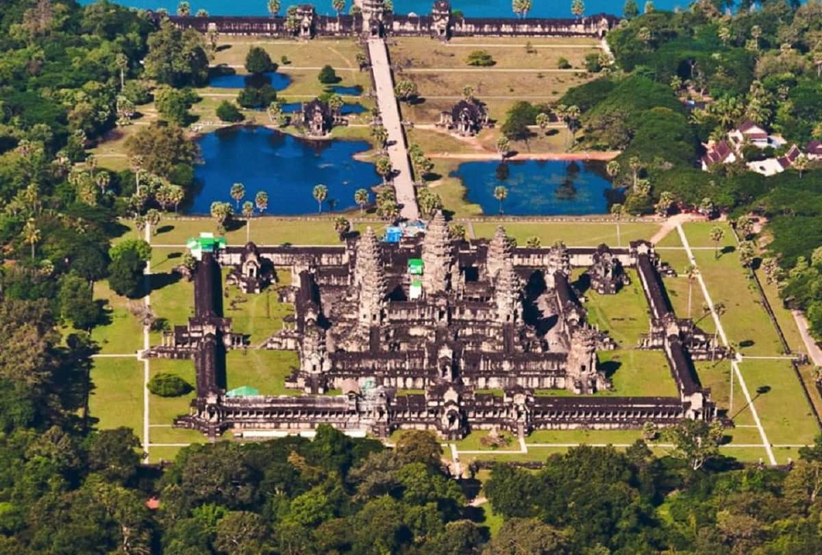 largest Hindu temple in the world cambodia Angkorwat temple history of this Ancient temple