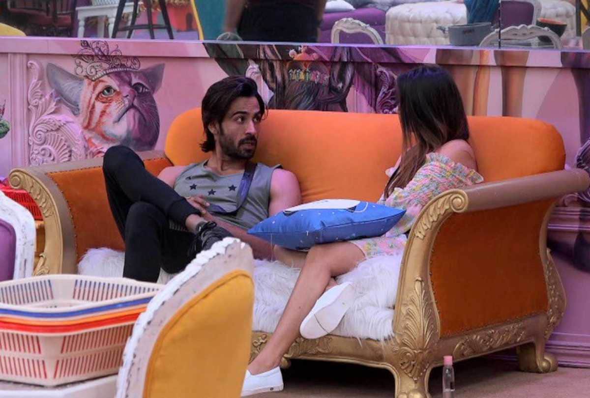 bigg boss 13 Arhaan Khan said about Rashmi Desai she was on road and have zero balance