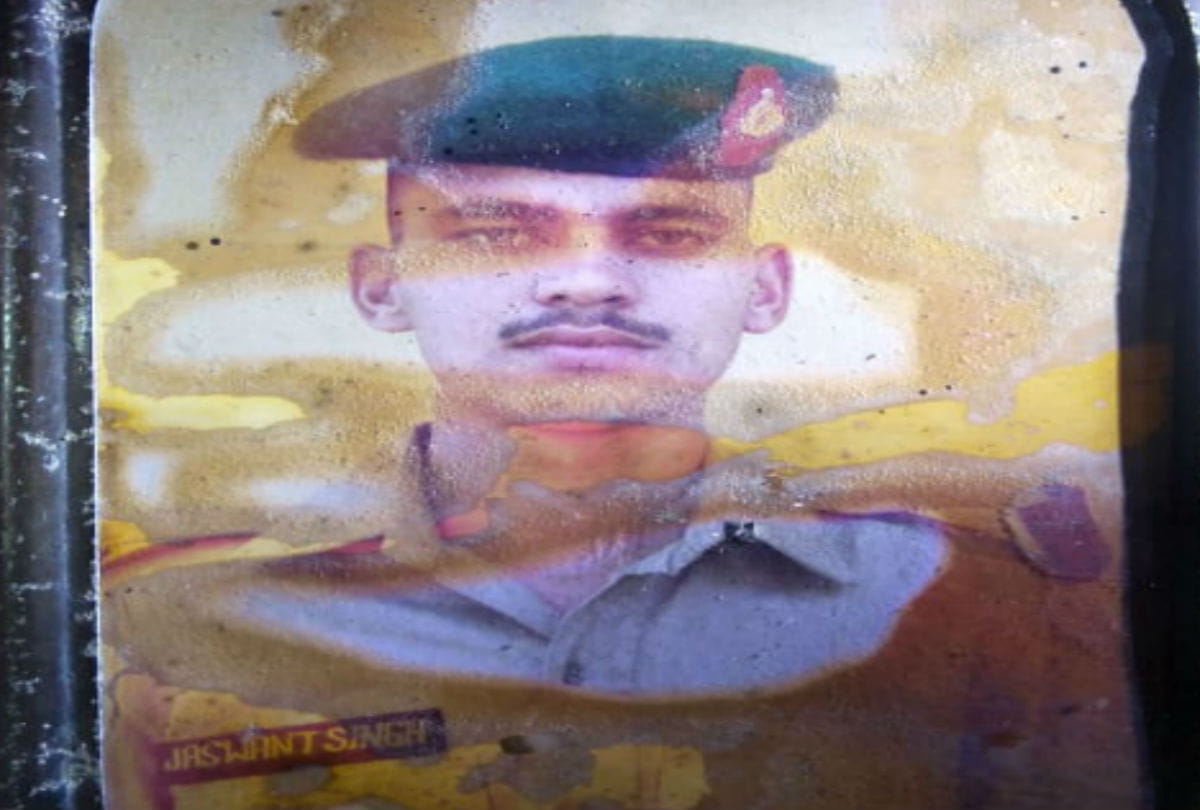 Mathura resident army subedar killed by train in Faizabad