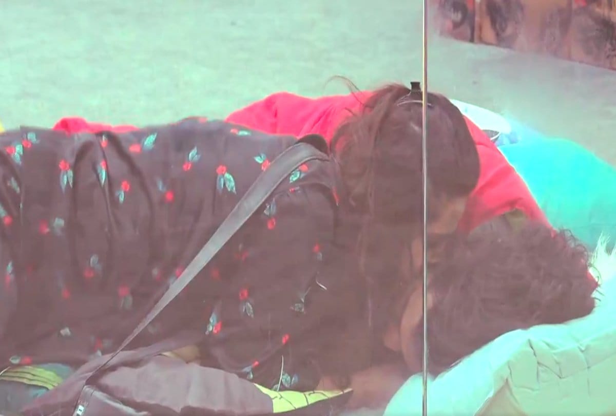 Bigg Boss 13  Madhurima Tuli and Vishal Singh fight again in Salman Khan show