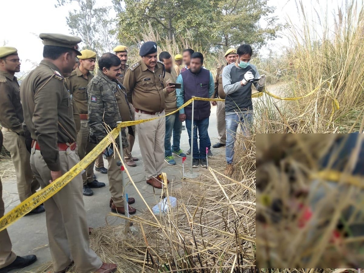 Dead body found of teen girl on road side in raunapar azamgarh