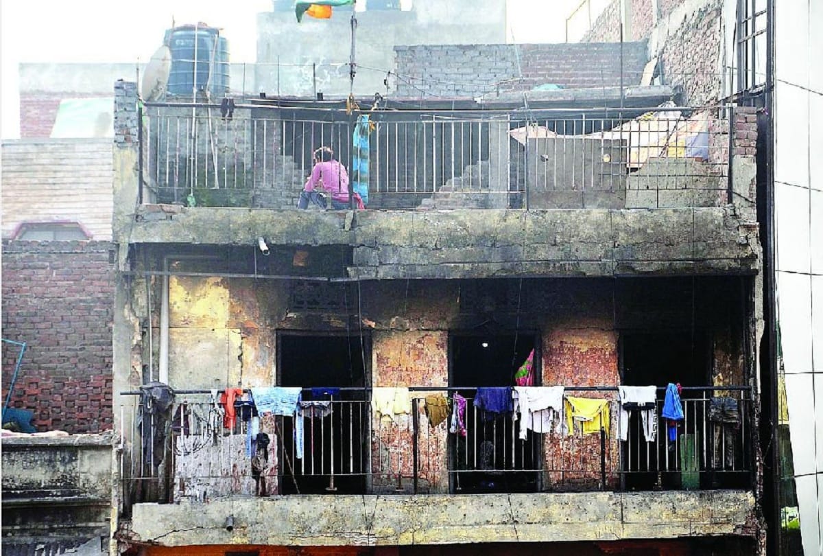 Delhi illegal factories in damaged buildings exposed after Anaj mandi fire News