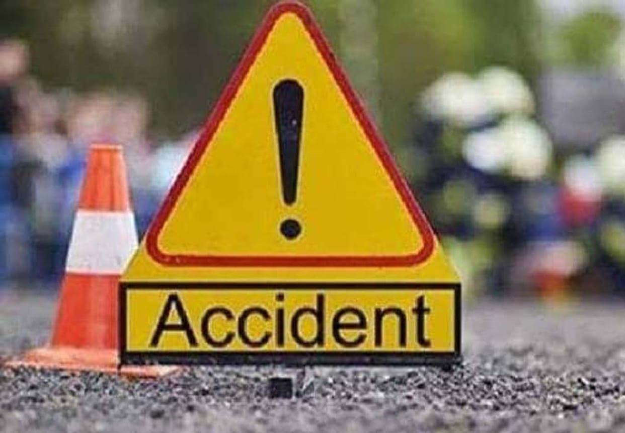 Road accident in Hamirpur, two people died