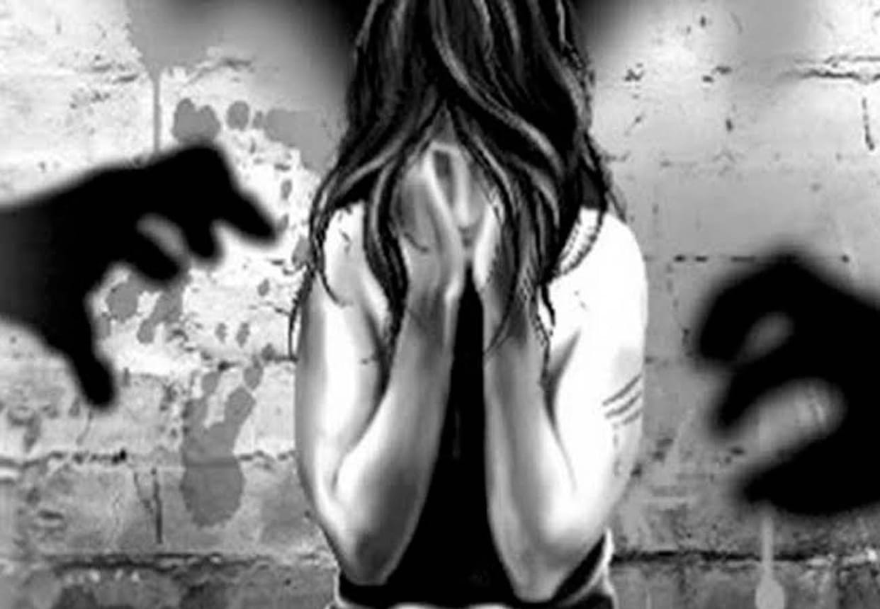 Female police station incharge suspended in misdeed victim's case in auraiya