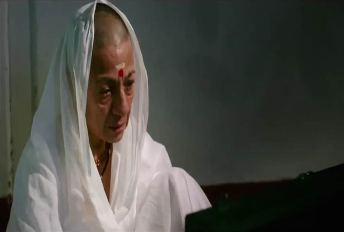 Shabana Nanadita Lisa Ray Tanvi Azmi Actresses Who Shaved Their Head for Movies
