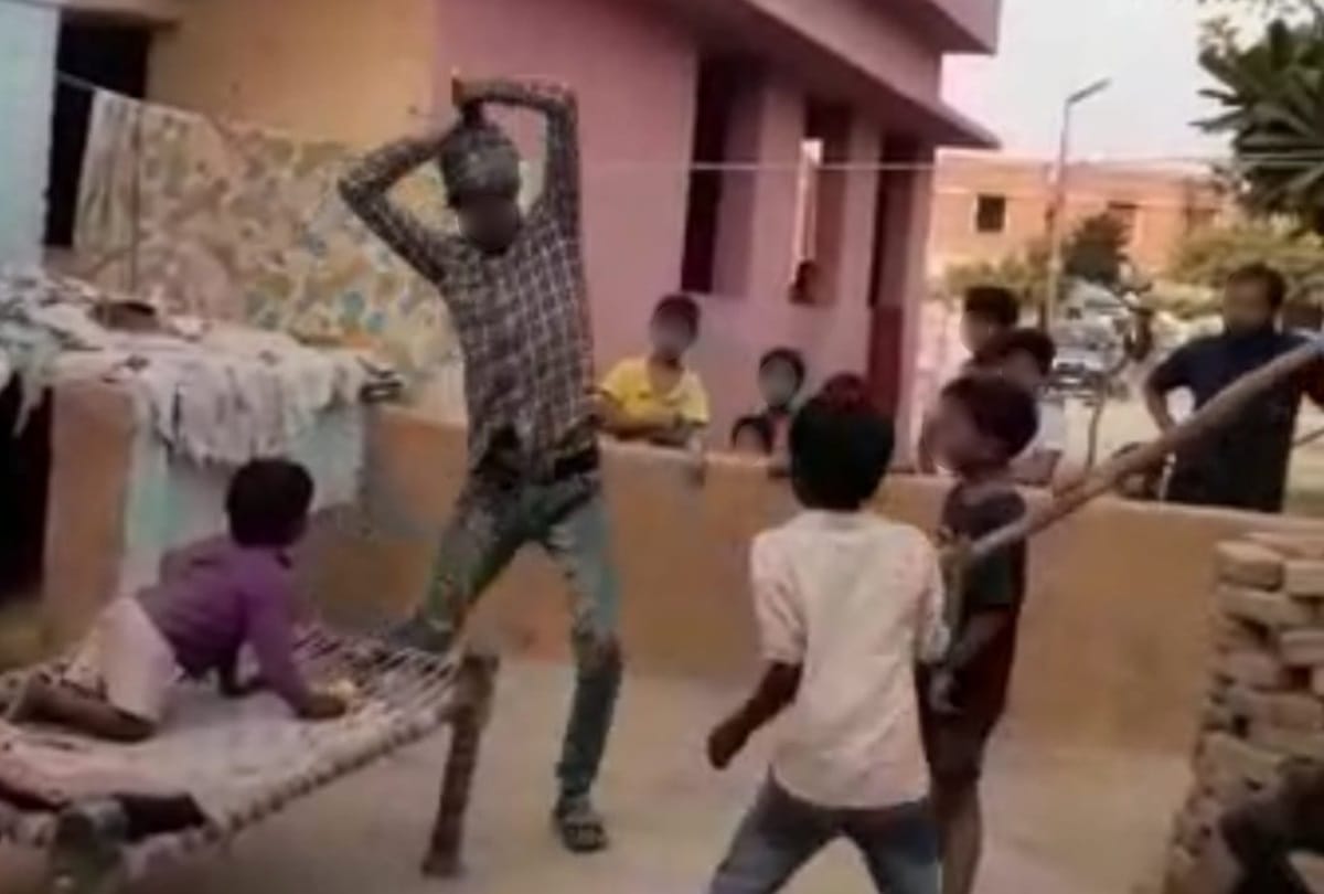 child beating video viral, father arrested by police