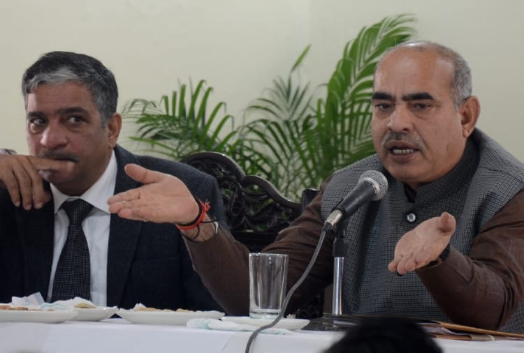Transport Minister meeting with GM of Transport Depots in Karnal