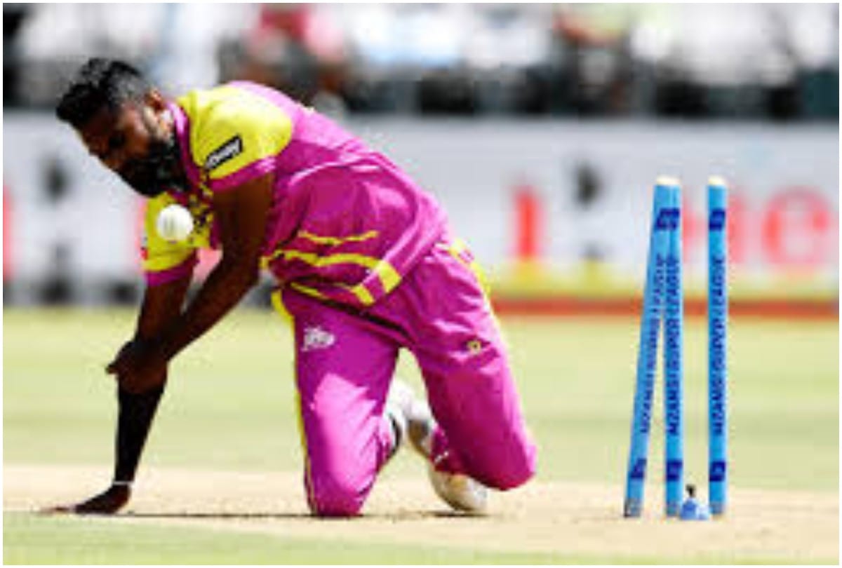 Sri Lanka bowler Isuru Udana show of sportsmanship wins internet Watch