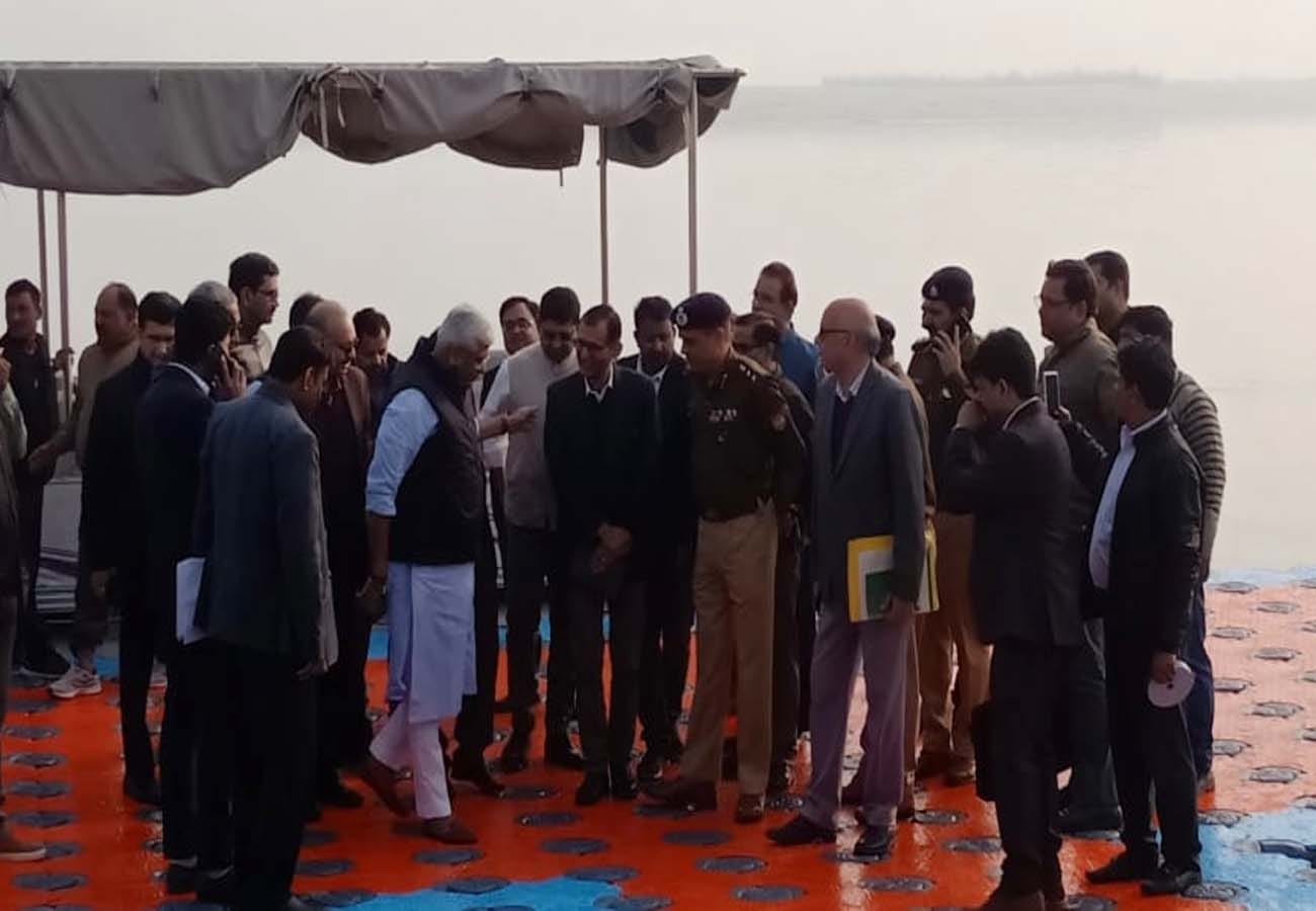 Union Water Resources Minister arrives in Kanpur to take stock of preparation for PM modi arrival