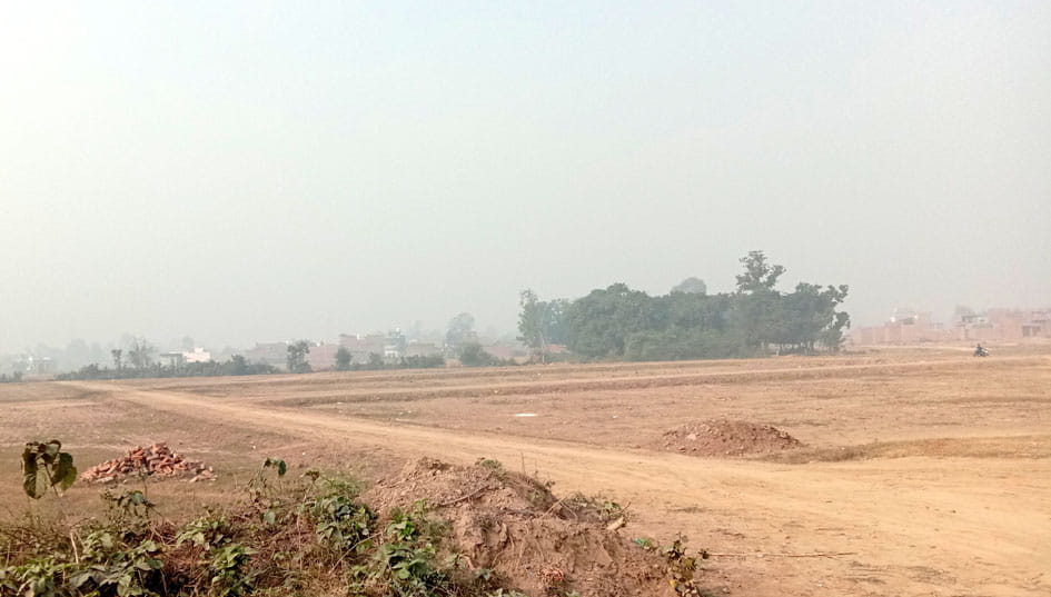 Illegal colonies and constructions are exempted, work continues despite notice