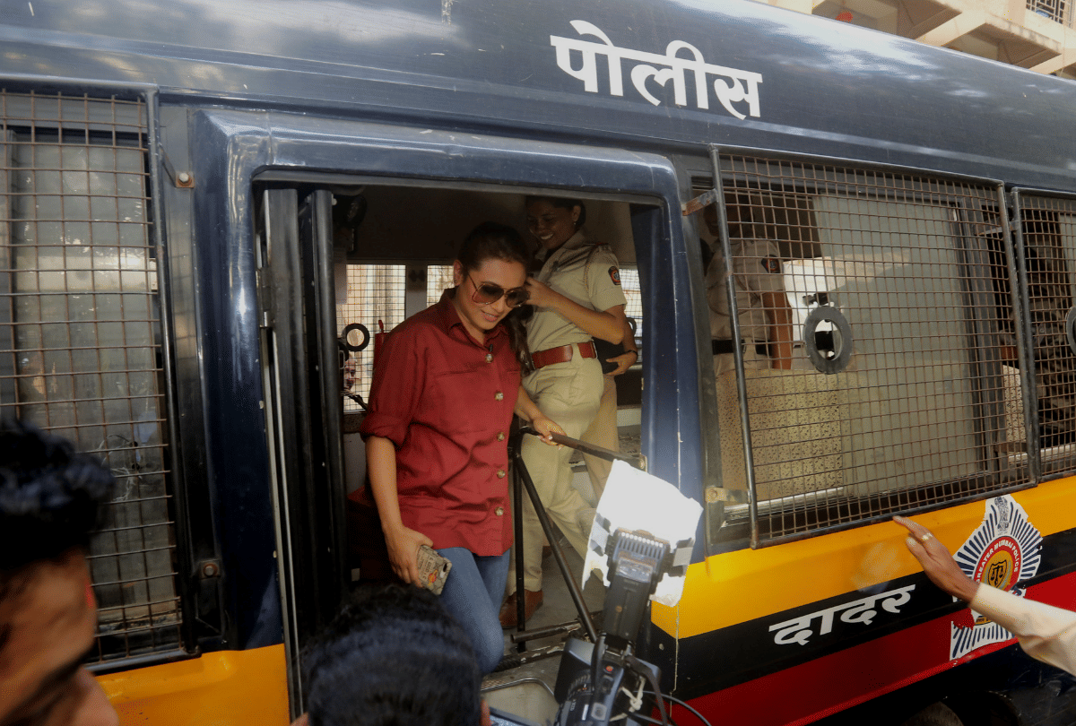 Rani Mukerji spent time with mumbai police and hails cops for their dedication