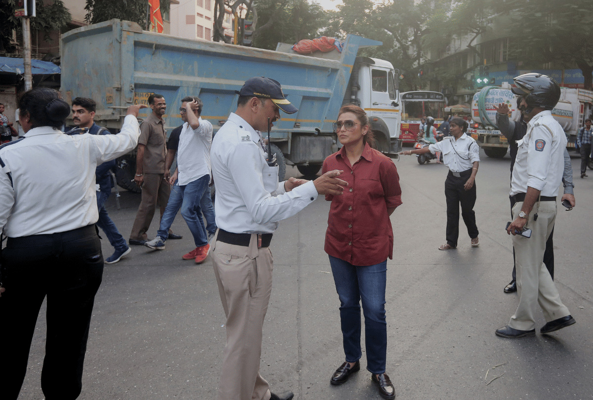 Rani Mukerji spent time with mumbai police and hails cops for their dedication