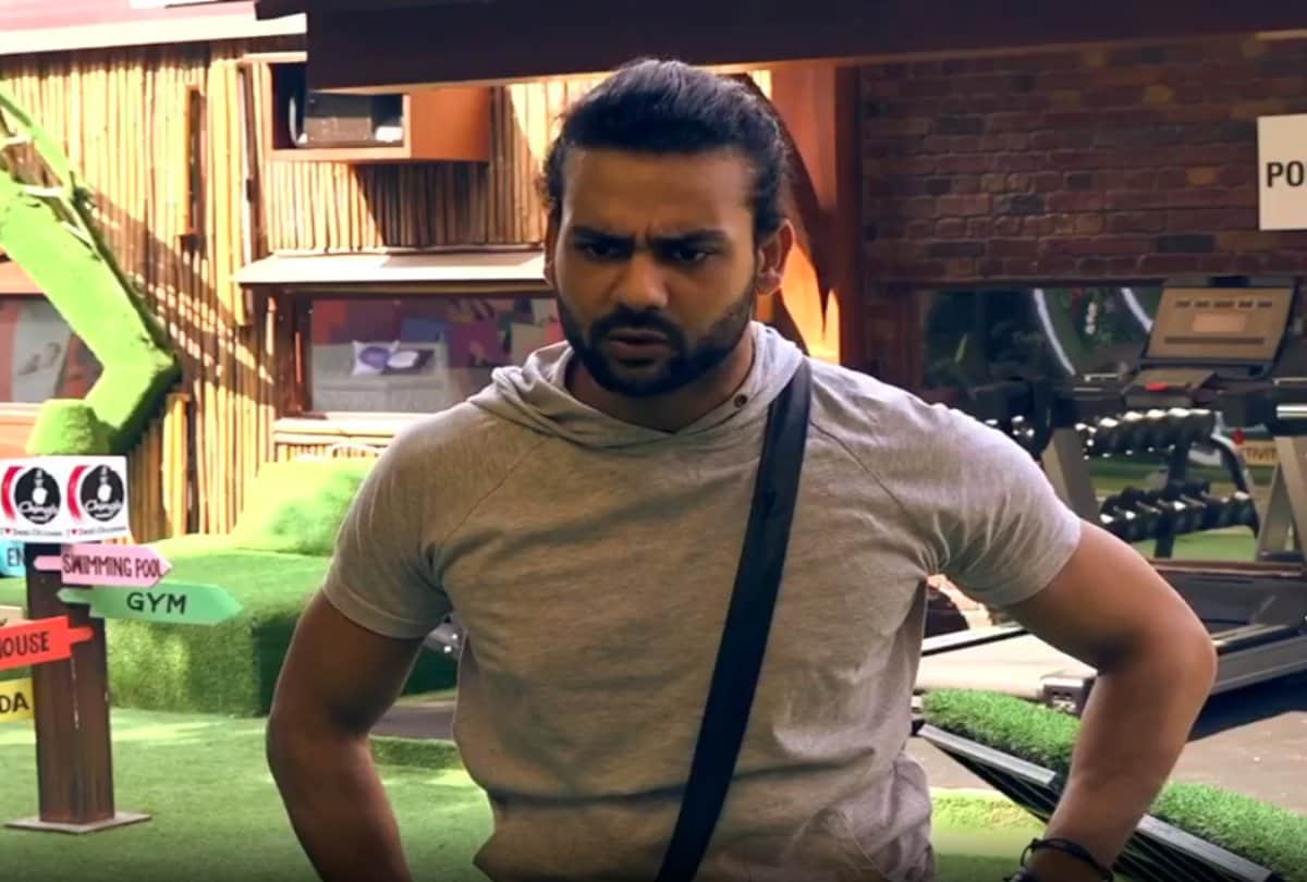 Bigg Boss 13 Weekend Ka Vaar six contestant nominated Madhurima Tuli may evict