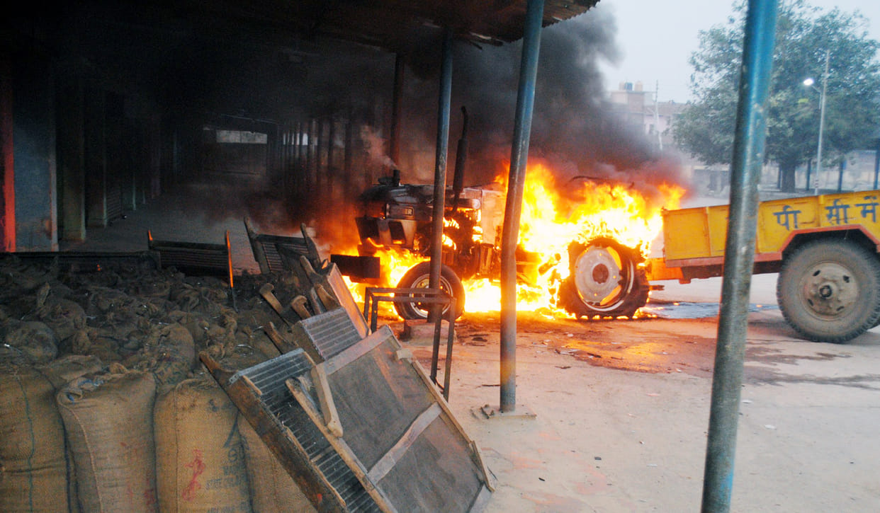 Tractor burned to death on grain warehouse