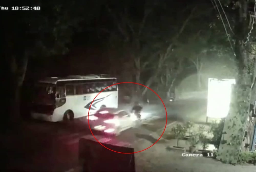 Bike And Car Horrible Accident In Ramnagar Youth Killed See live Photos