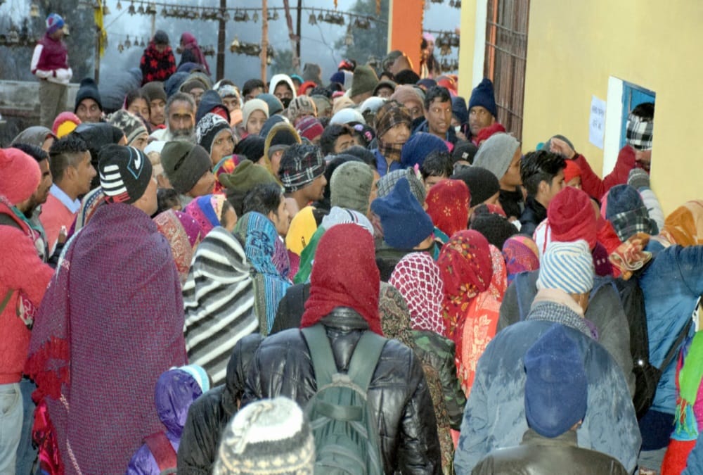 Childless Couples Doing worship of maa Anasuya Whole Night even Snowfall and Bitter cold weather