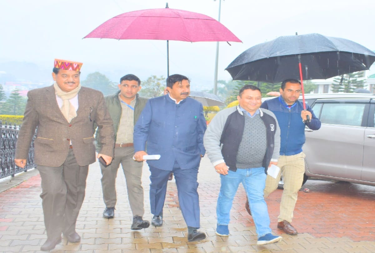 SP Una again on Congress target due to illegal mining weapon