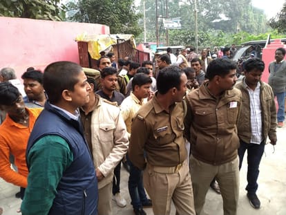 UP: Hightension wires fall in Gorakhpur, landlord's son include three dead, four scorched