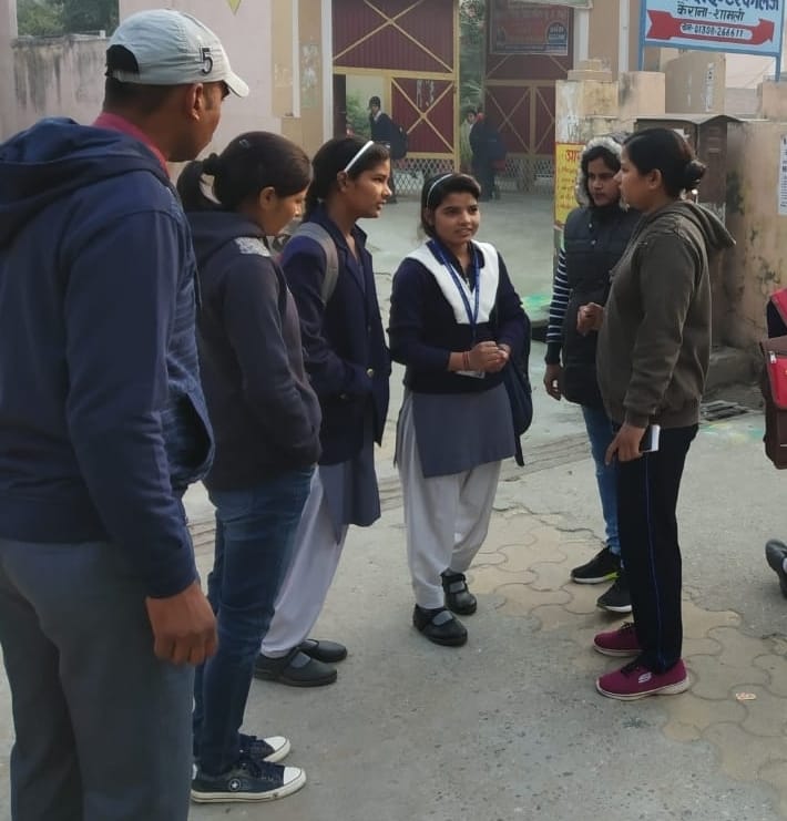 SP gave safety tips to girl students