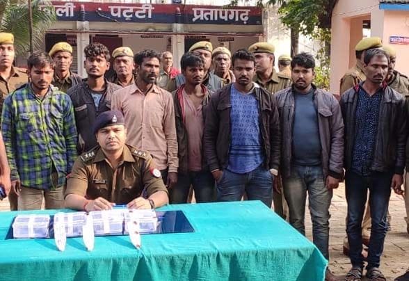 Police arrested seven robbers in an encounter