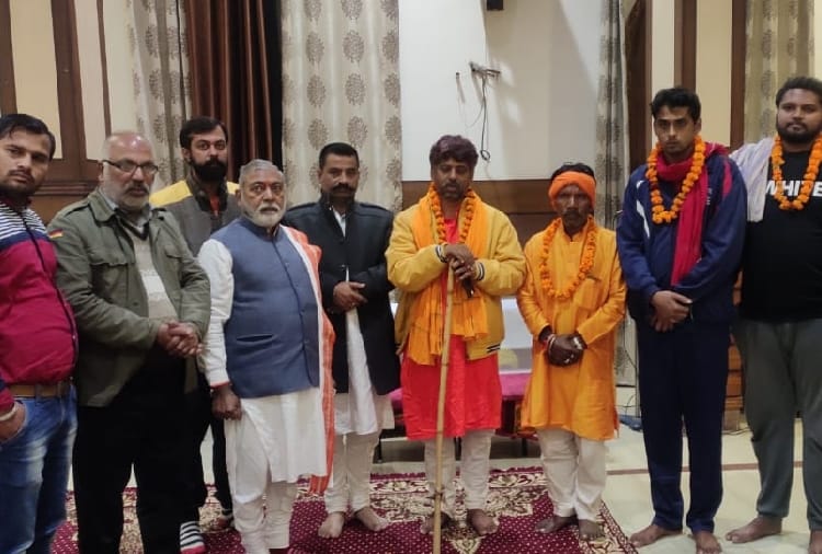 Mohammad Faiz Khan on Padayatra for cow protection, A novel changed the life