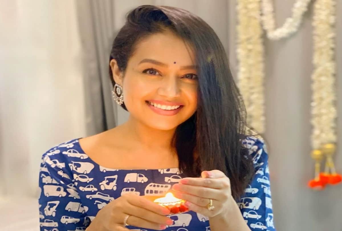 Neha Kakkar And Rohit Khandelwal Viral Video From the Set of Puchda hi Nahin