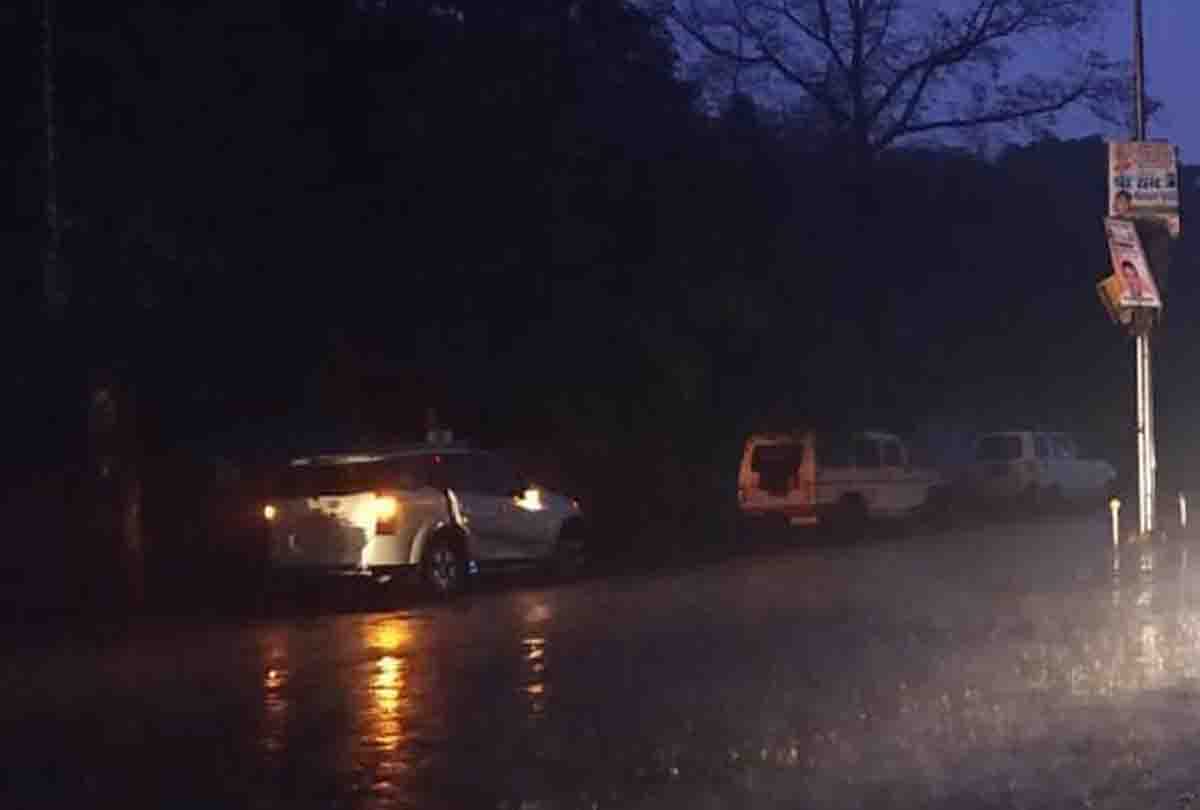 rain increased cold, one died due to lightning in Etawah