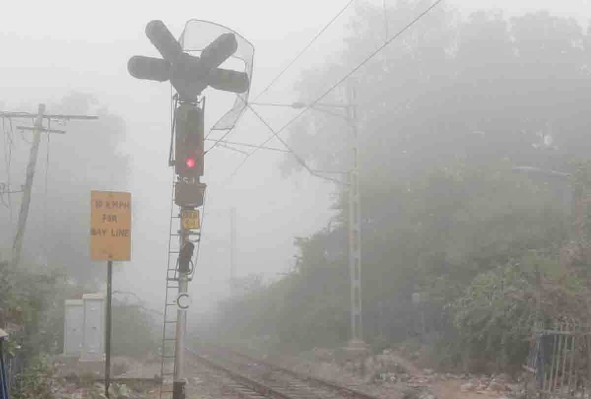 rain increased cold, one died due to lightning in Etawah