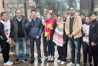 kabaddi player pushpa rana warm welcome in dharamshala who won gold medal in south asian games