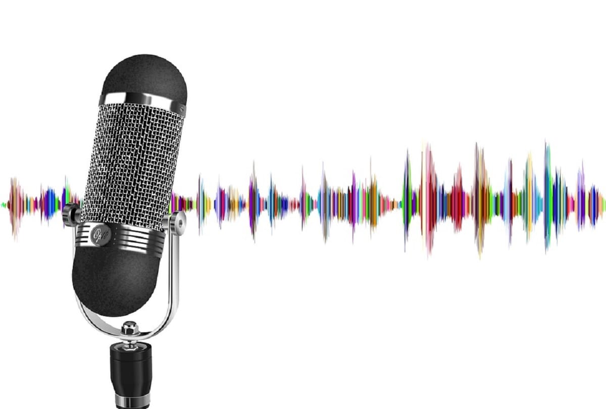 Mysterious radio station who tells Intelligence code and where strange sounds comes from