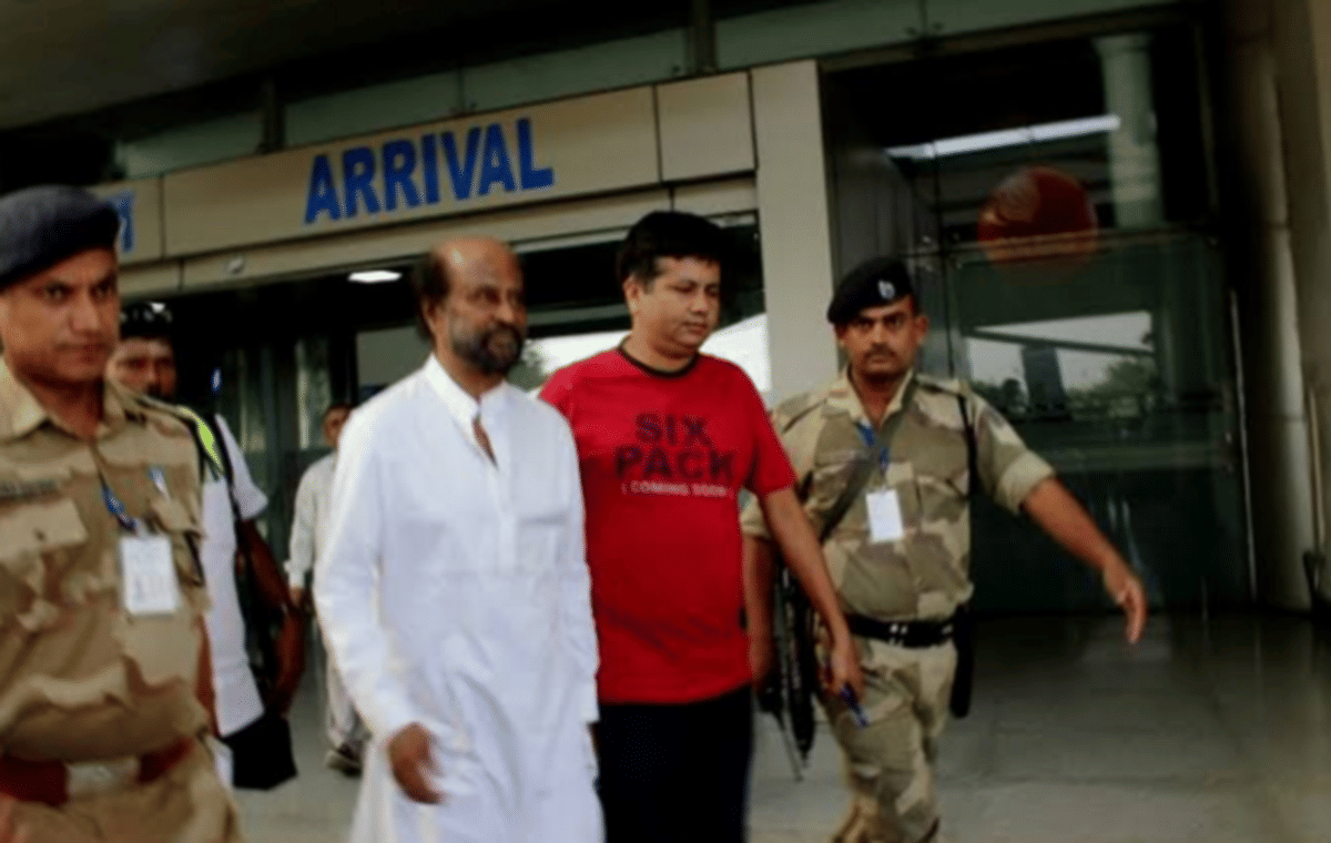 Superstar Rajnikanth came for petta movie shooting in varanasi