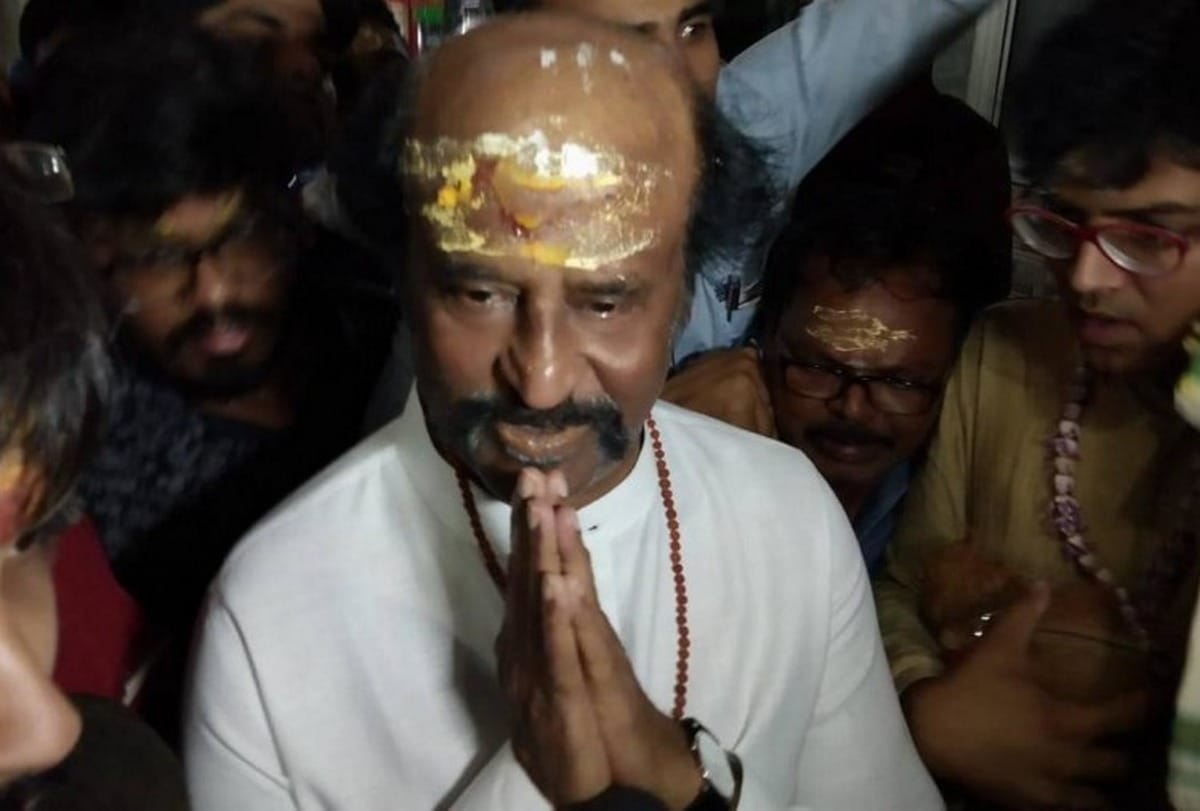 Maulana Saif Abbas stopped the shooting of rajnikant film.