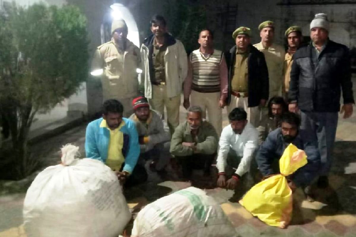 Police have arrested six smugglers of wildlife in Saharanpur