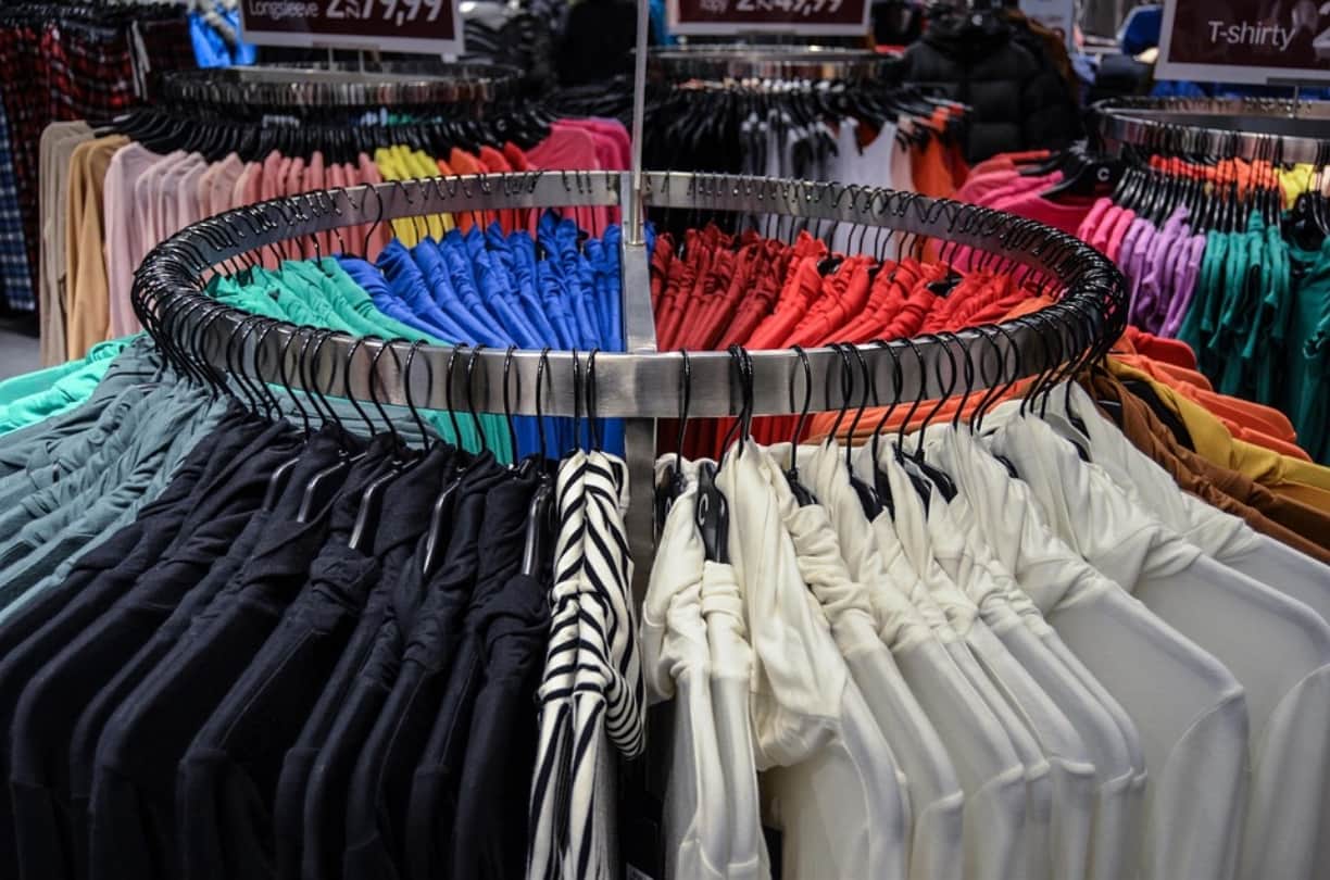Best Place to Buy Cheapest Winter Clothes jacket sweater in Delhi