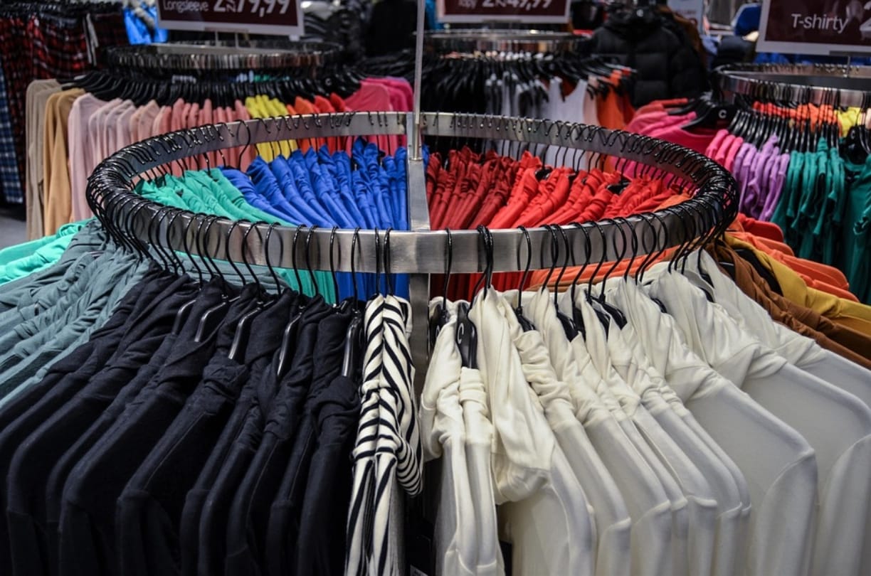 Best Place to Buy Cheapest Winter Clothes jacket sweater in Delhi