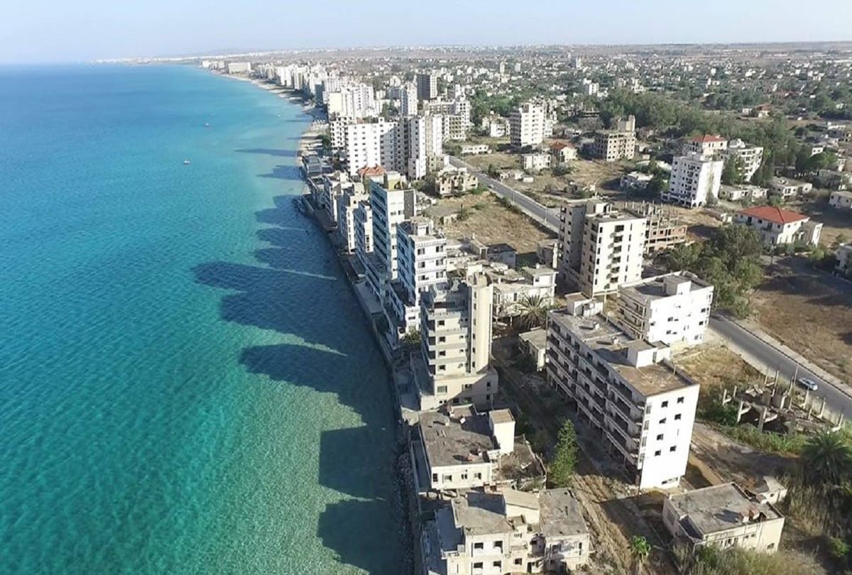 Biggest Abandoned ghost town Varosha Which was evacuated in one night