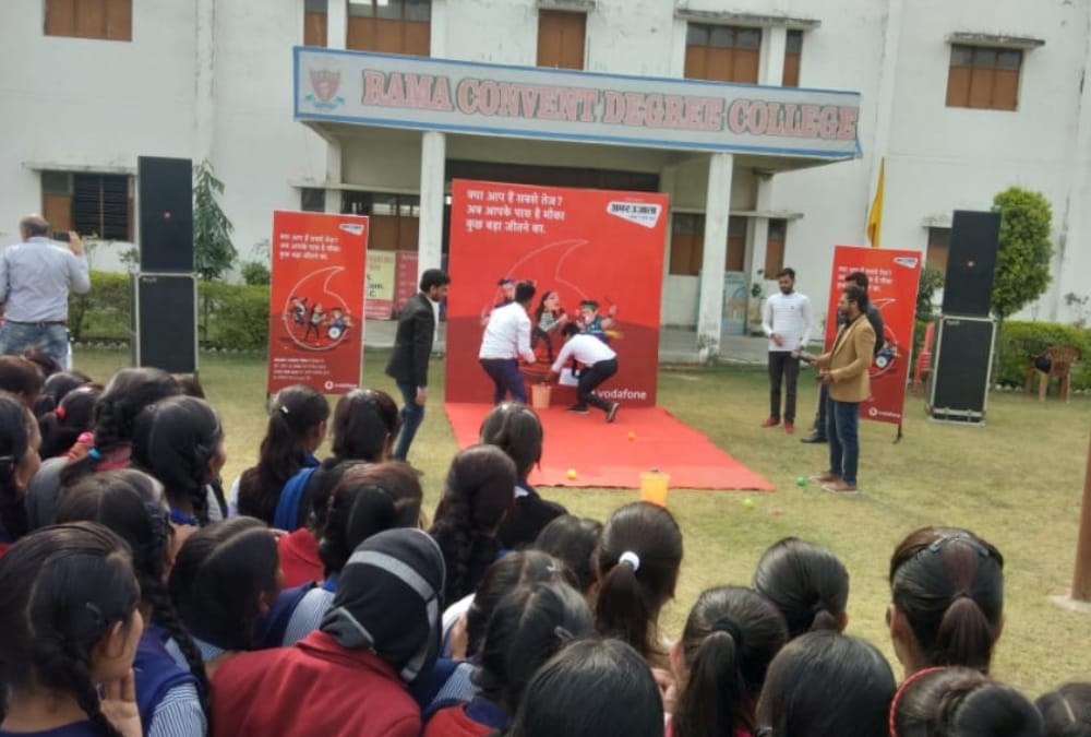 Pics of Vodafone Amar Ujala fastest challenge hunt show.