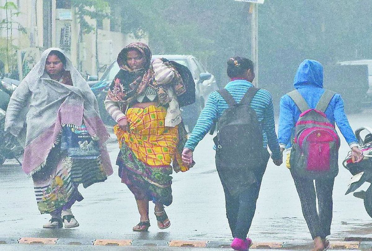 Winter have increased in West UP and Saharanpur has reached five degree temperature