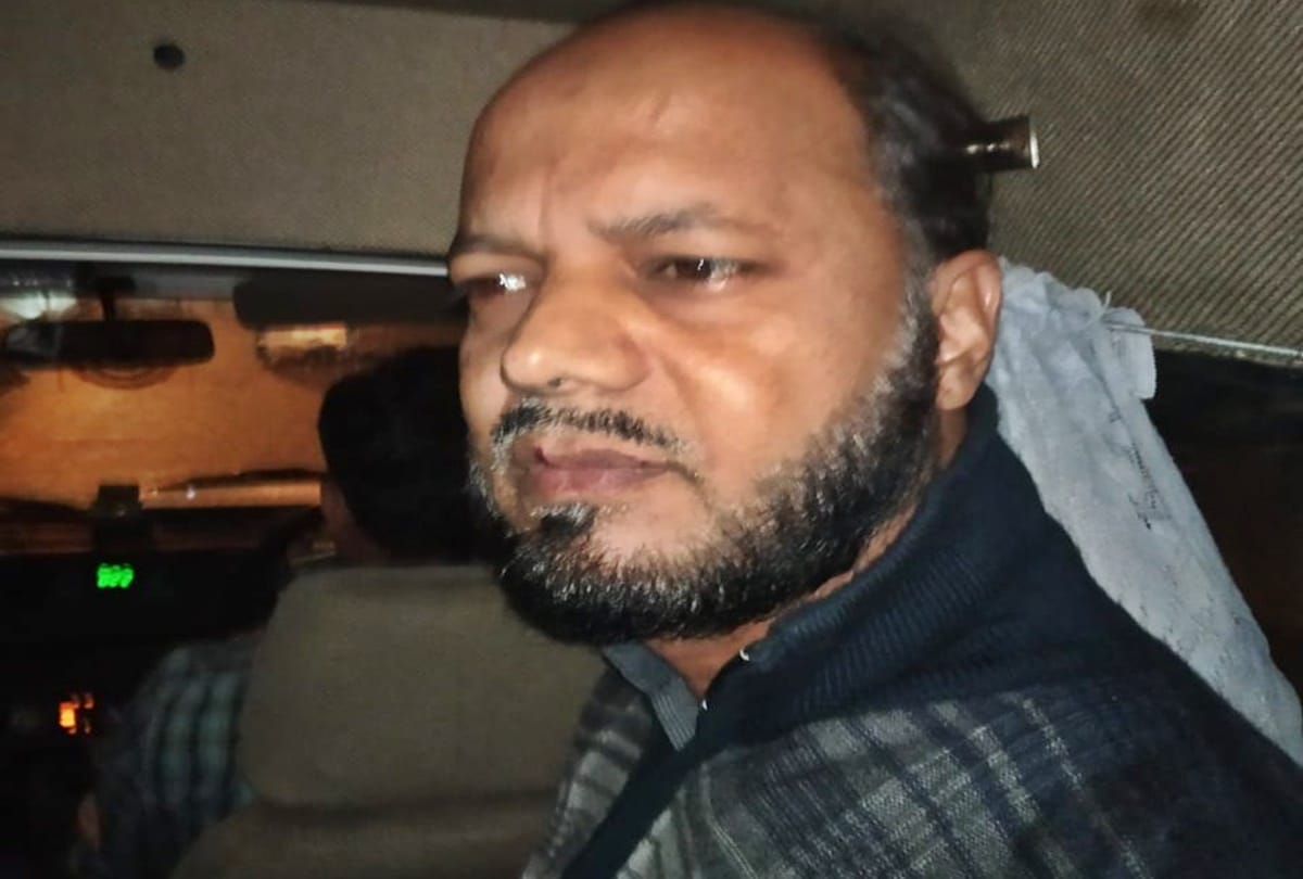 Anti Terrorism Squad arrested two members of SIMI who were absconding since a long time