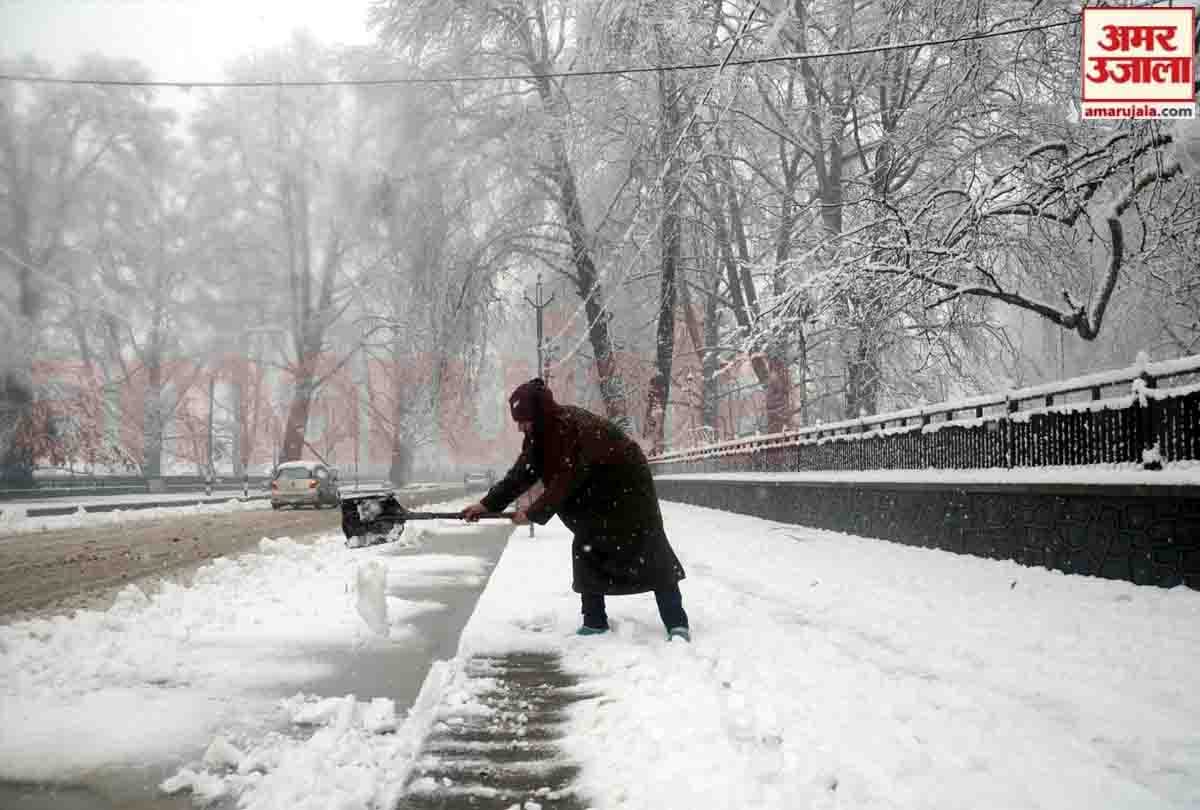 Today, rain and snowfall in Jammu and Kashmir, traffic on Srinagar-Leh highway could not be restored