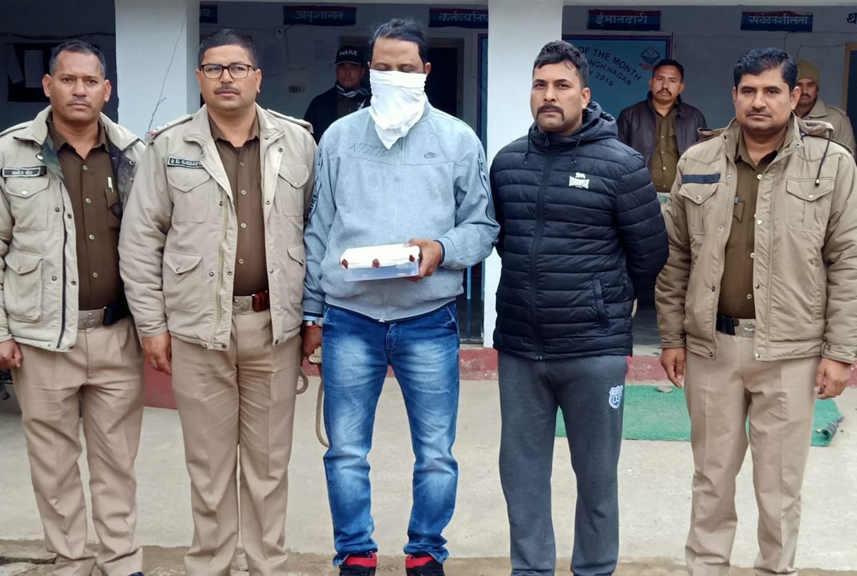 Groom's brother poured fire, two injured