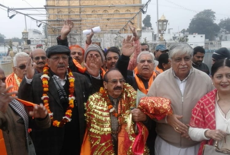 85 Pilgrims went to pakistan via attari border for visit shri katas raj temple