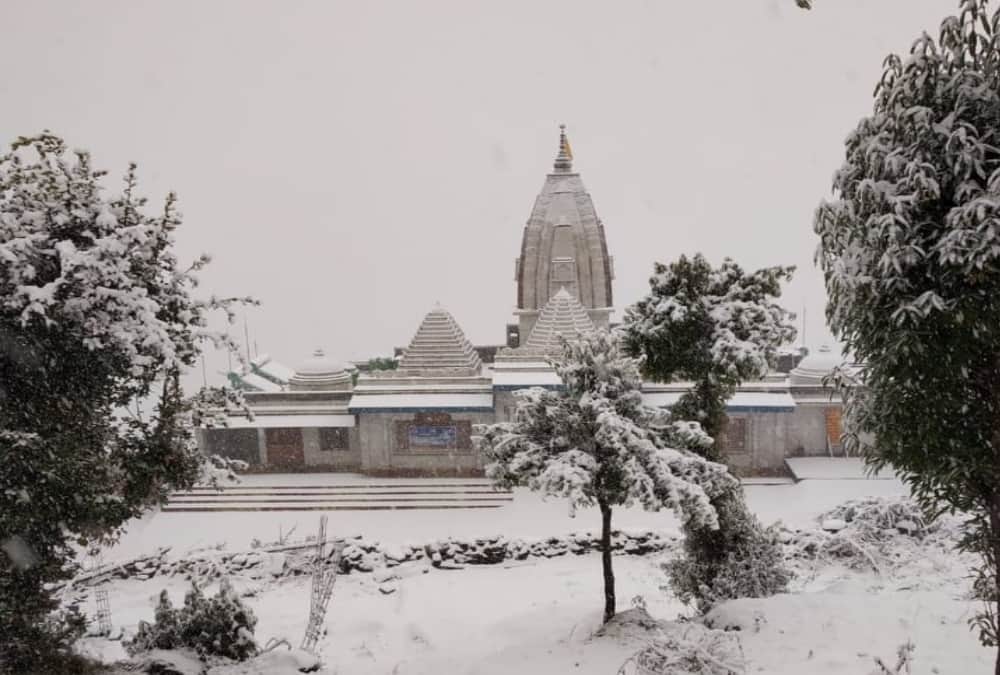 Snowfall in Uttarakhand All tourist Destination see Awesome Visuals