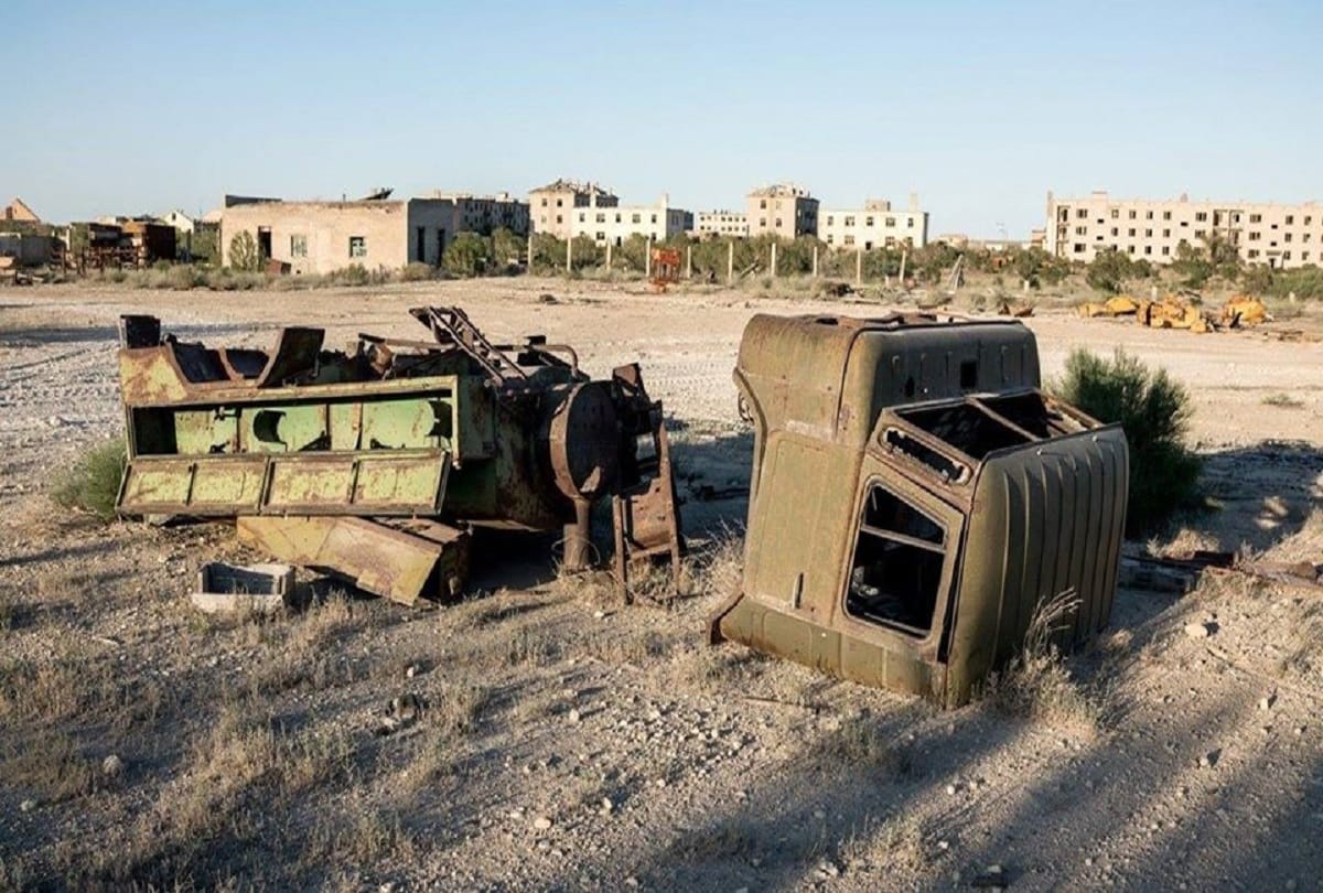 Dangerous island Vozrozhdeniya surrounded by poisonous desert Where people are afraid to go