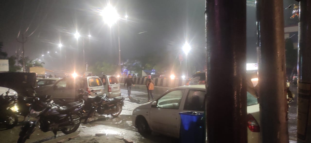 gorakhpur weather change, rain is coming all day