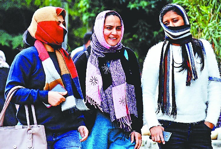 chandigarh weather forecast, freezing due to drizzle, poor air quality