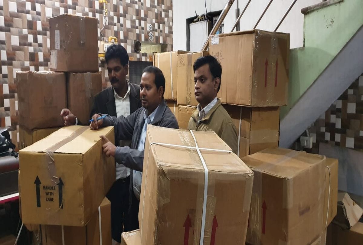 stock of drugs seized from two house in agra